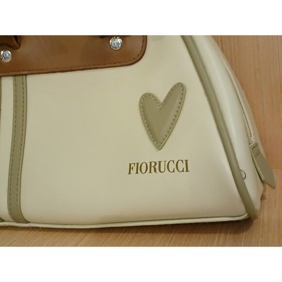 Fiorucci Women's Small Leather Bowling Handbag Purse Cream Heart Patch Handles - Picture 2 of 12